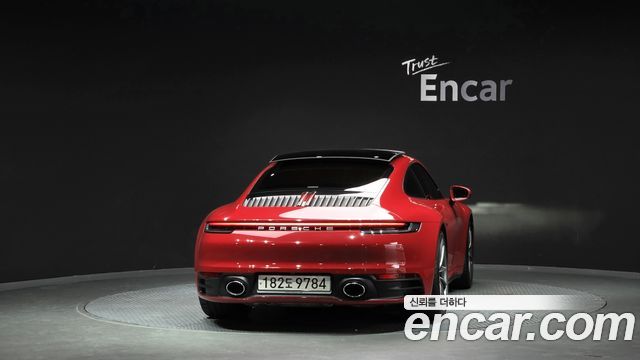 Porsche 911 2020 — photo 4