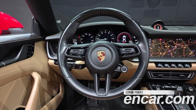Porsche 911 2020 — photo 13