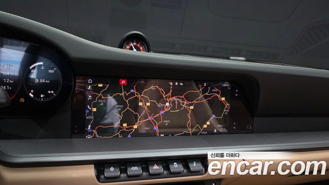 Porsche 911 2020 — photo 14