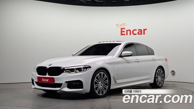 BMW 5-Series 2020 — photo 1