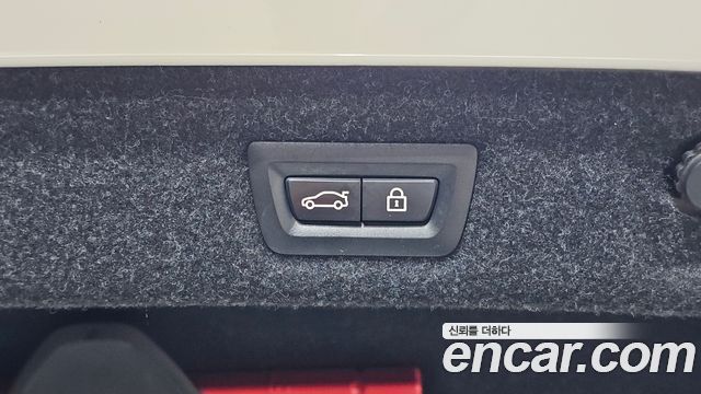 BMW 5-Series 2020 — photo 20