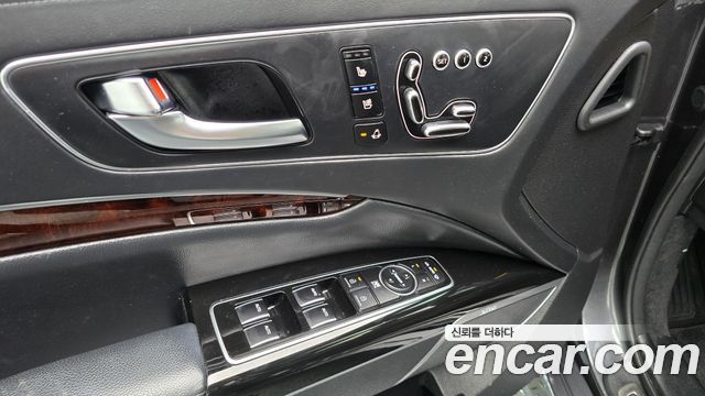 Kia K9 2015 — photo 35