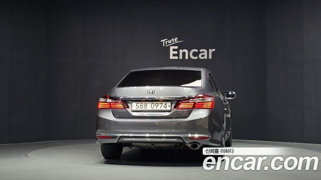 Honda Accord 2016 — photo 4