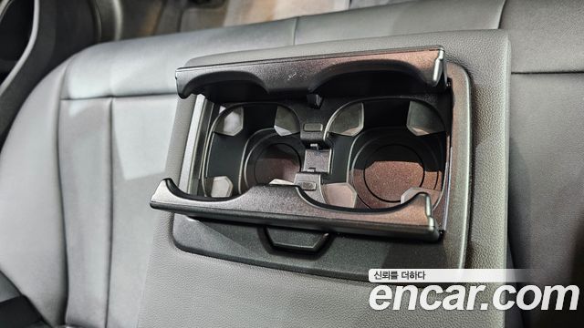 BMW 3-Series 2020 — photo 27
