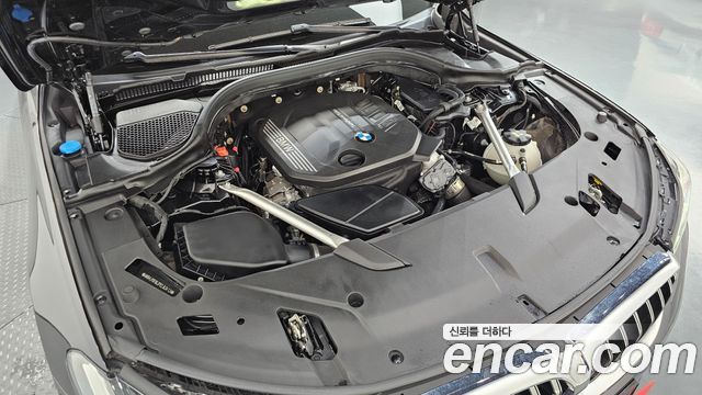 BMW Gran Turismo 2023 — photo 6