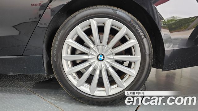 BMW Gran Turismo 2023 — photo 7