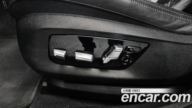 BMW Gran Turismo 2023 — photo 31