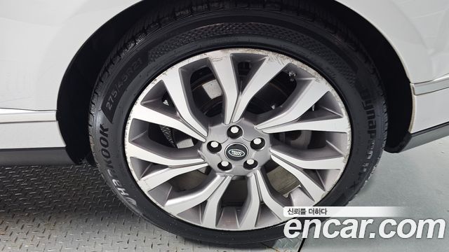 Land Rover Range Rover 2018 — photo 7