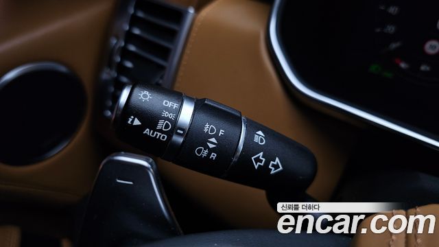 Land Rover Range Rover 2018 — photo 30