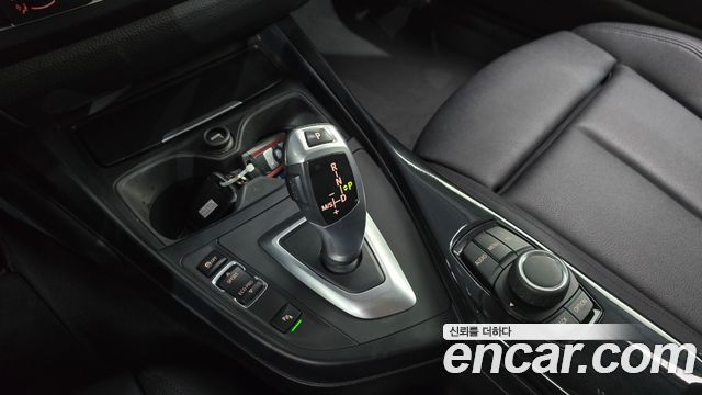 BMW 1-Series 2015 — photo 9
