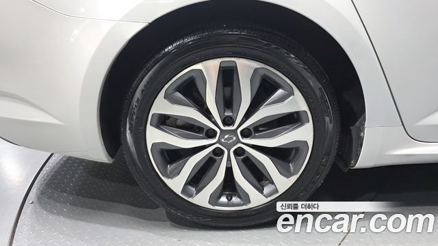 Renault Korea SM6 2017 — photo 5