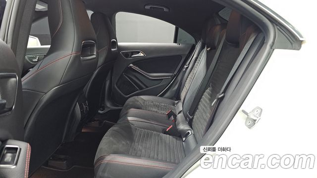 Mercedes-Benz CLA-Class 2018 — photo 18