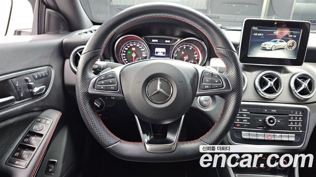 Mercedes-Benz CLA-Class 2018 — photo 19