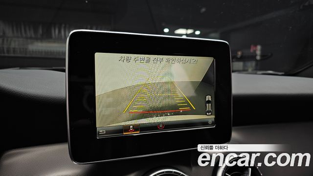 Mercedes-Benz CLA-Class 2018 — photo 20
