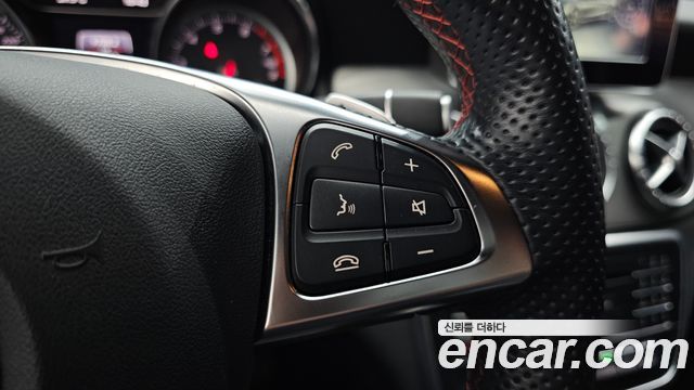 Mercedes-Benz CLA-Class 2018 — photo 29