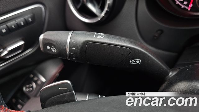 Mercedes-Benz CLA-Class 2018 — photo 30