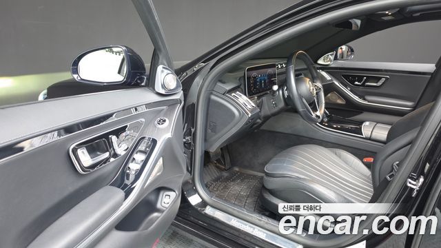 Mercedes-Benz S-Class 2022 — photo 10