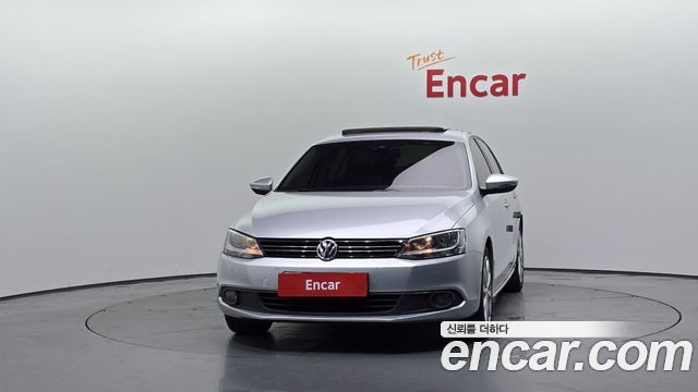 Volkswagen Jetta 2012 — photo 3