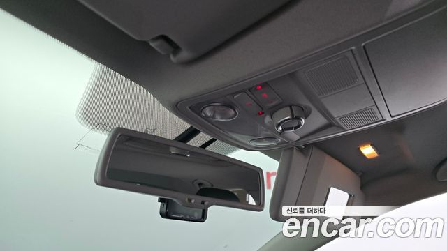 Volkswagen Jetta 2012 — photo 19