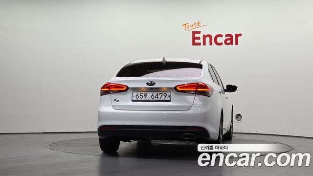 Kia K3 2018 — photo 4
