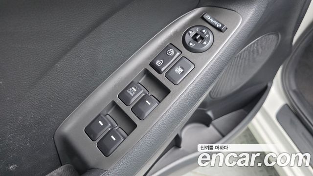 Kia K3 2018 — photo 12