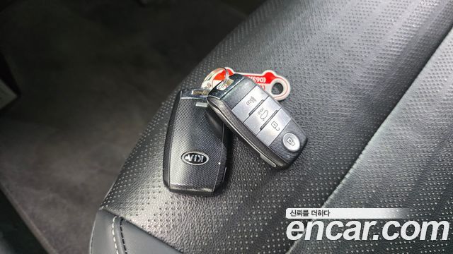 Kia K3 2018 — photo 20