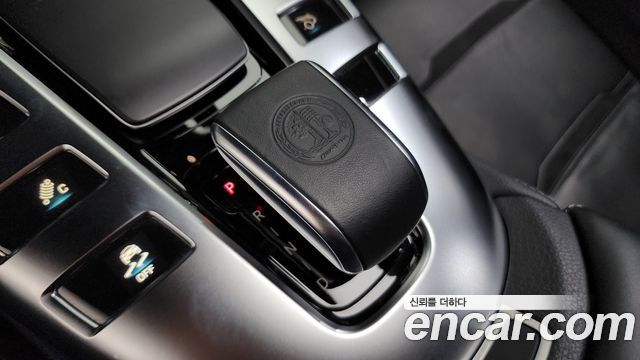 Mercedes-Benz AMG GT 2021 — photo 12