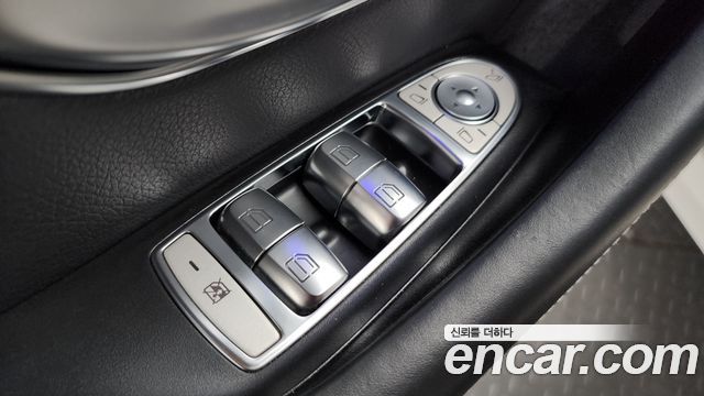 Mercedes-Benz AMG GT 2021 — photo 30