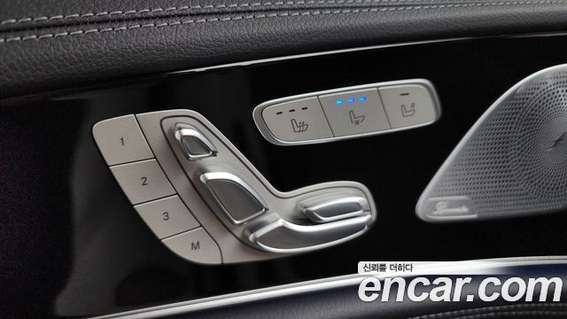 Mercedes-Benz AMG GT 2021 — photo 32