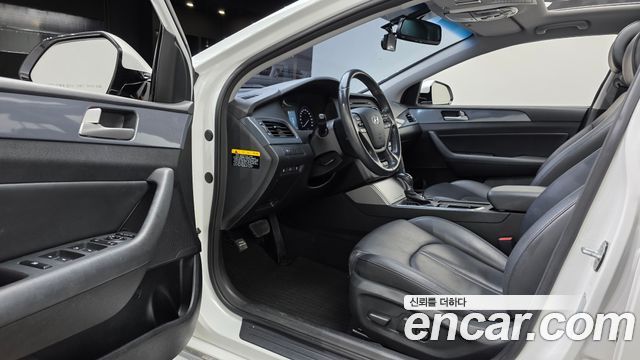 Hyundai Sonata 2015 — photo 13