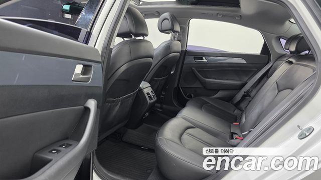 Hyundai Sonata 2015 — photo 18