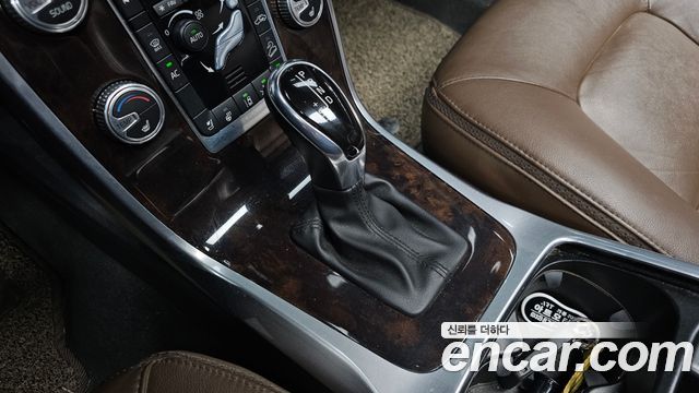 Volvo XC70 2015 — photo 9