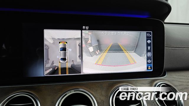 Mercedes-Benz E-Class 2019 — photo 15