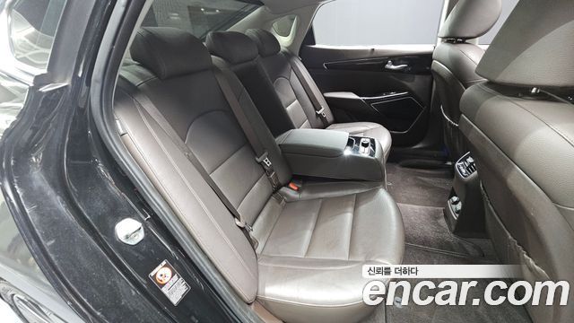 Kia K7 2019 — photo 12
