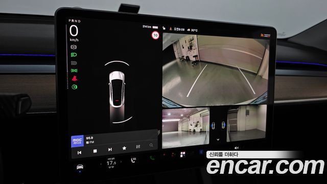 Tesla Model Y 2021 — photo 20