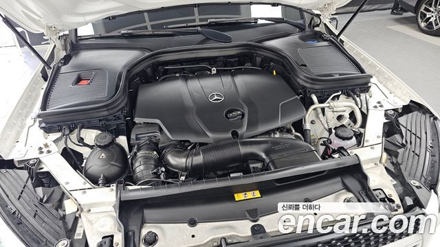 Mercedes-Benz GLC-Class 2018 — photo 6