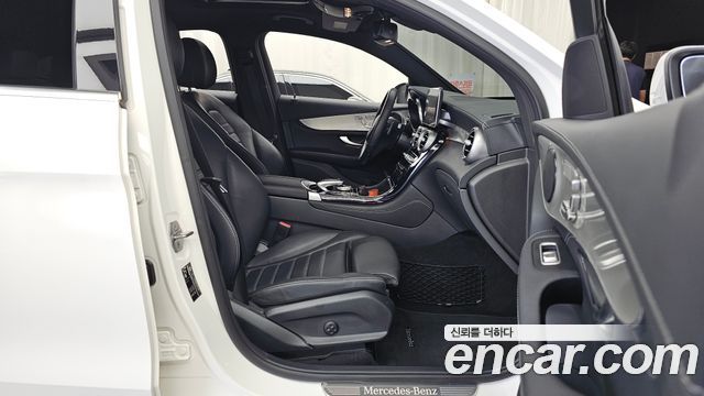 Mercedes-Benz GLC-Class 2018 — photo 17