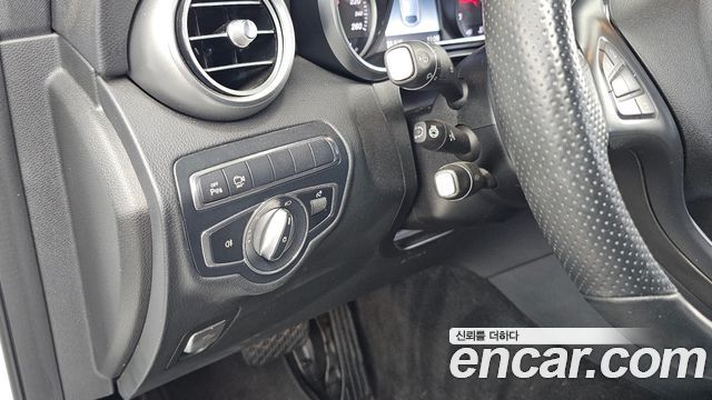 Mercedes-Benz GLC-Class 2018 — photo 24
