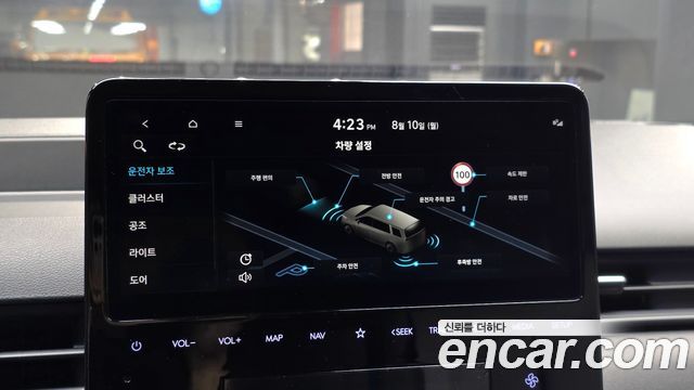 Hyundai Staria 2025 — photo 22