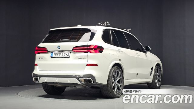 BMW X5 2026 — photo 2