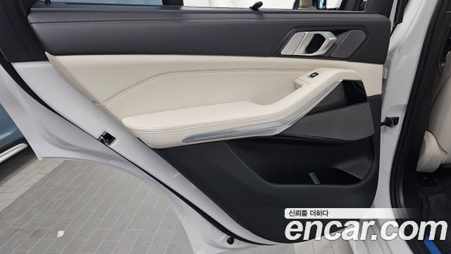 BMW X5 2026 — photo 15