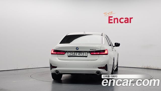 BMW 3-Series 2019 — photo 4