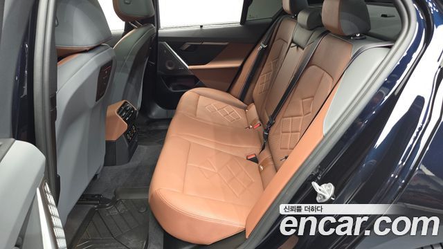 BMW 5-Series 2024 — photo 17