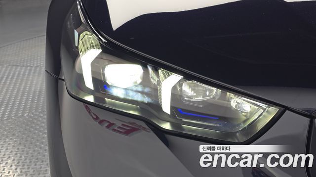 BMW 5-Series 2024 — photo 8