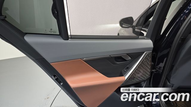 BMW 5-Series 2024 — photo 15