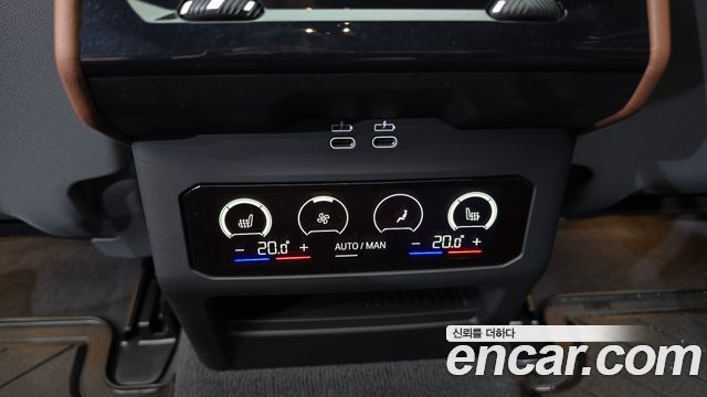 BMW 5-Series 2024 — photo 31