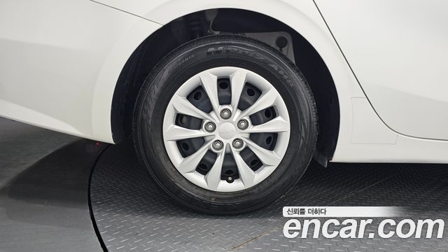 Kia K3 2022 — photo 5
