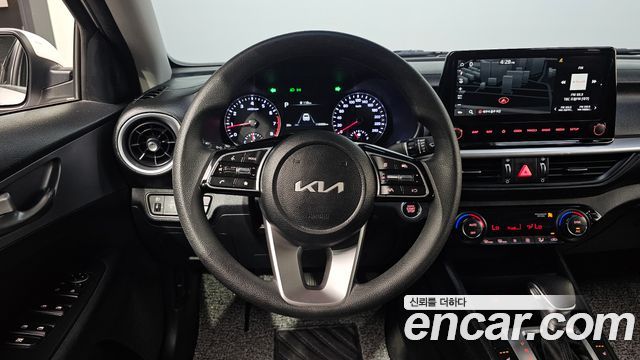 Kia K3 2022 — photo 18