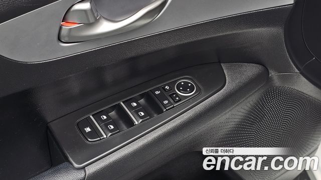 Kia K3 2022 — photo 28