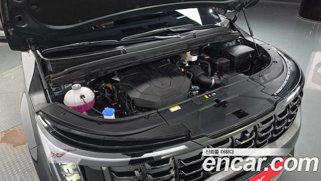 Kia Canival 2025 — photo 6